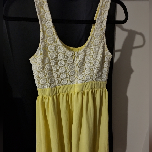 Forever 21 Yellow Fit & Flare Dress White Lace Bodice Summer Size Small - Picture 2 of 4